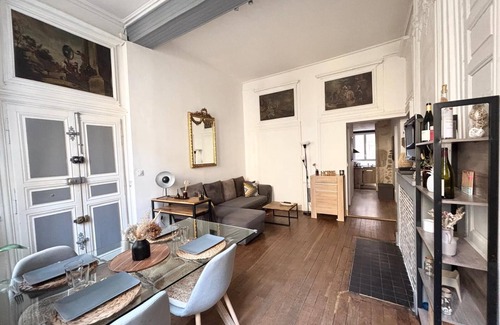 Avallon Apartment | First floor F3 16th Century, Downtown