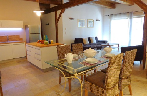 Molleges Apartment | First floor: l'Olivier 2 bedrooms - Air conditioning - Swimming pool at Domaine Les Rivales