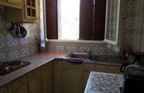 Hyeres City Centre Villa | First floor of villa, 2 rooms, 2 to 3 persons