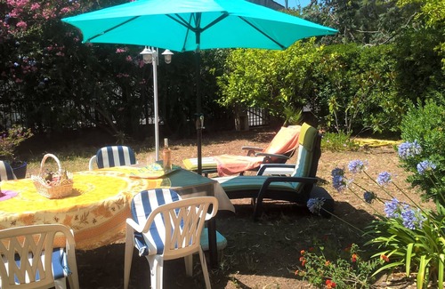 Hyeres City Centre Villa | First floor of villa, 2 rooms, 2 to 3 persons