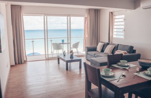 Grand Case Apartment | First floor one bedroom Apartment Sea View