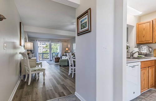 Oceanmarsh Subdivision Villa | First Floor Condo - Walking distance to beach and pools!