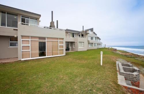 Henties Bay Apartment | First Group Desert Rose