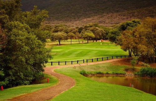 Hartbeespoort Hotel | First Group Magalies Park