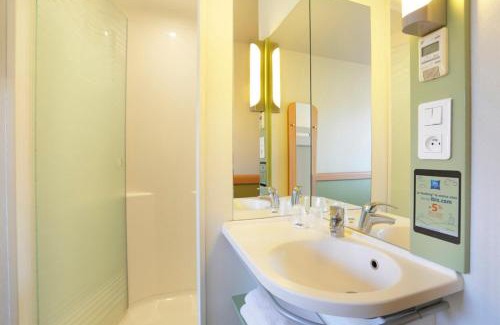 Apt Hotel | First Inn Hotel