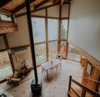 Tofino House | First Light - Waterfront, Hot tub, Sauna, EV