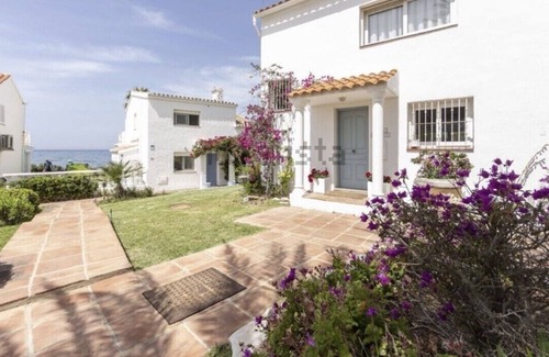 Urbanizacion Marbessa House | First Line Dunas Beach