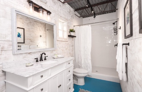 Historic Downtown Apalachicola Apartment | First Mates Quarters at Scipio Creek Marina
