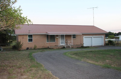 Canton House | First Monday ~New to VRBO~ Brasher Family Farm: Roughly 6 miles to First Monday