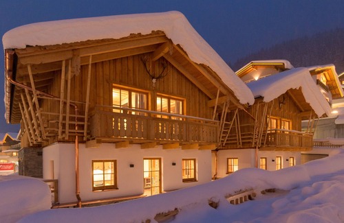 Zauchensee Ski Chalet | First Peak Luxury Chalet w. Sauna
