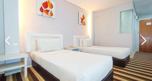 Kampung Gong Pauh Hotel | First Residence Hotel Kemaman