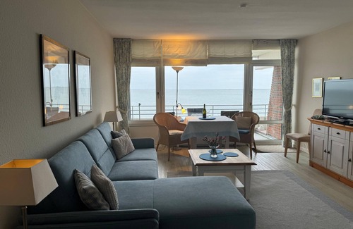 Wyk auf Foehr Apartment | First row on the sunny beach of Wyk!