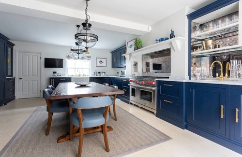 Brompton & Hans Town Apartment | First Street III by onefinestay