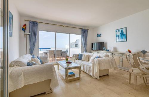 Casares del Mar Apartment | Firstline beach-amazing sea views - Estepona-La Duquesa