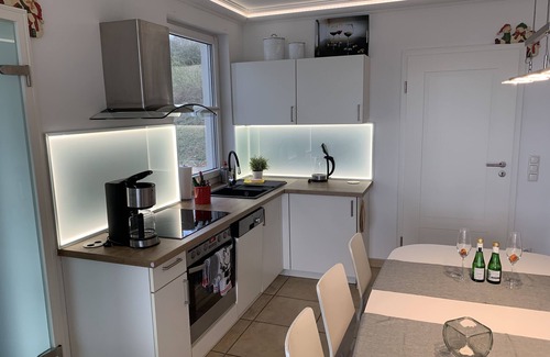 Bad Kleinen House | Fischerhus with boat, sauna and fireplace directly on Lake Schwerin