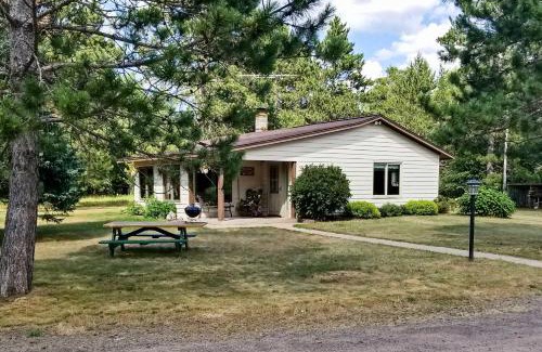 Lake Nebagamon House | Fish and Hike Wooded Cabin 9 Mi to Lake Nebagamon!