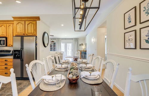 Westlake Corner House | Fish, Boat & Hike: Lakefront Home w/Game Room!