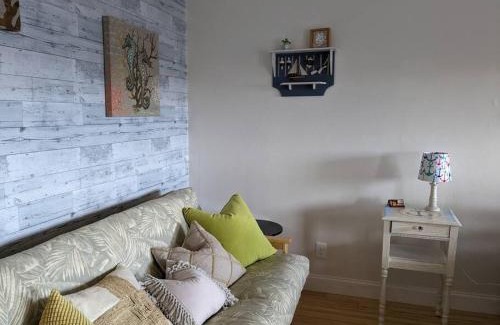 Naples Apartment | Fish/Boat & Relax Resort Marina Gem on the water!