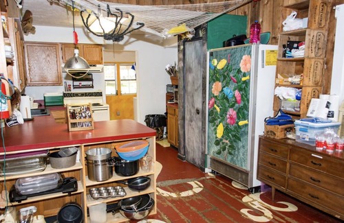 Interlachen Cabin | Fish - Boat - Swim - Tube - Ski - Camp