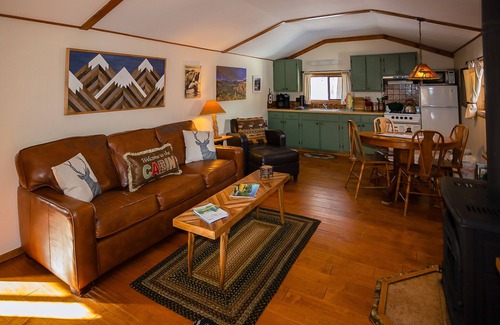 Estes Park Cabin | Fish Directly From Your Hot Tub, River Front Cabin
