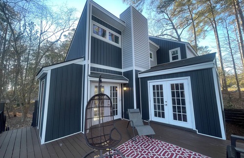 Rocky Mount House | Fish from your deck near 10th hole of golf course