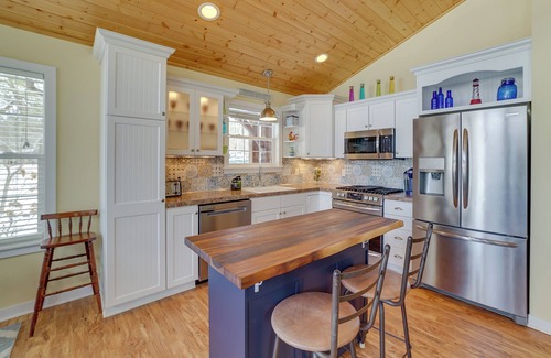 Newaygo Cottage | Fish, Hike & Hunt: Lakeside Newaygo Cottage