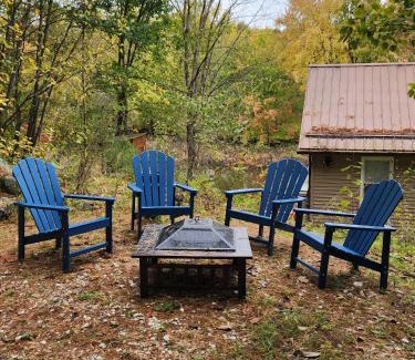 Hammond House | Fish~N~Moor Cabin