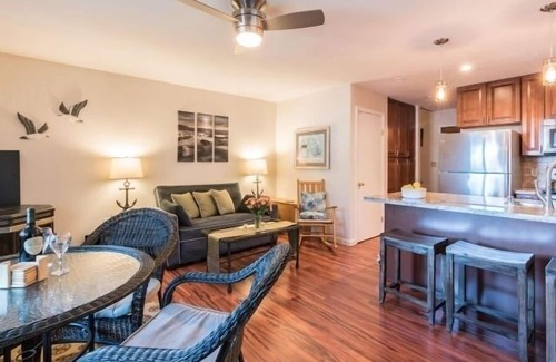 Anchor Bay House | Fish Rock 2 Bedroom Home by RedAwning