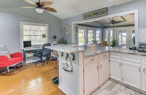 Lake Waccamaw House | Fish, Swim & Grill: Lakefront Carolina Home!