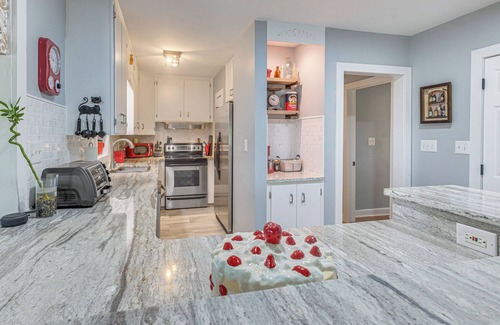 Lake Waccamaw House | Fish, Swim & Grill: Lakefront Carolina Home!