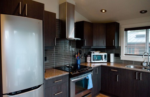 Port Renfrew House | Fish Tales Cottage, Port Renfrew, Vacation Rental