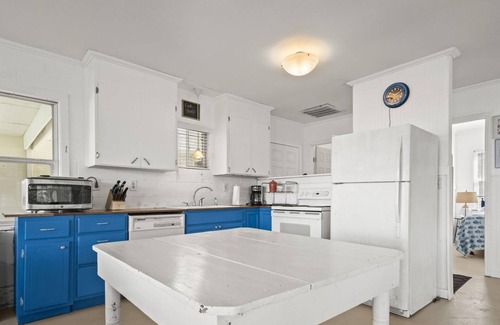 Elberta House | Fish Trap - Waterfront Cottage