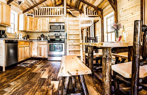 Big Timber Cabin | Fisher Cabin - Cute Log Cabin with Private Creek in the Crazy Mountains!