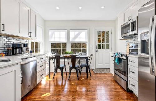Historic District House | Fisher House - Downtown Annapolis!