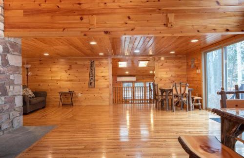 Woodward House | Fisher Mountain Retreat