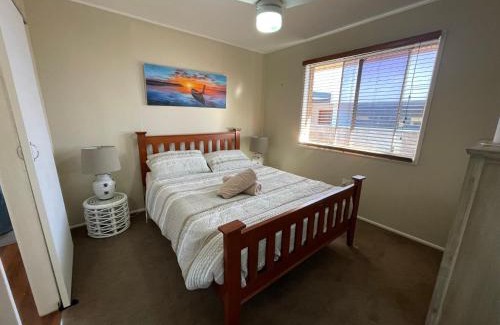 Griffin House | Fisher River Front