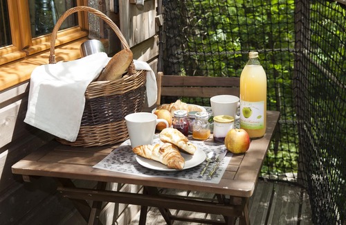 La Chapelle-aux-Naux Cabin | Fisherman Tree house & SPA - France Loire Valley - for Family/with confort