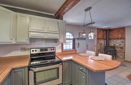 Bull Shoals House | Fisherman-Friendly Bull Shoals Escape on Lakefront