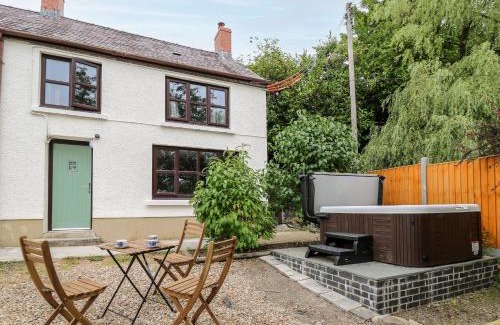 Llandysul House | Fisherman's Cottage