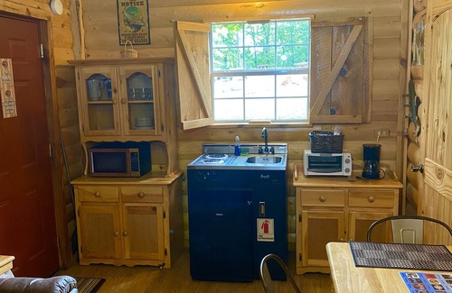 Mena Cabin | Fisherman's Cove