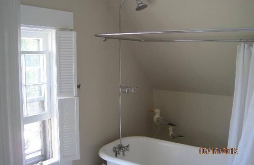 Mahone Bay Bed & Breakfast | Fisherman's Daughter Bed & Breakfast