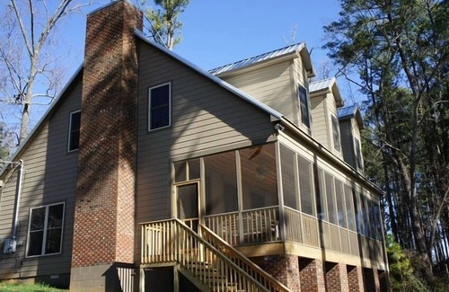 Guntersville Cabin | Fisherman's Dream. 2011 Cabin on Lake Guntersville