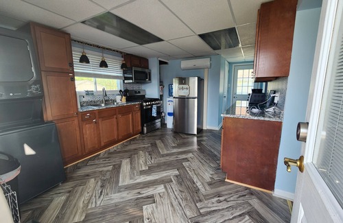 Fortescue House | Fisherman's Dream- Delaware Bay Waterfront- Dog and kid friendly- 3br/1b- wifi