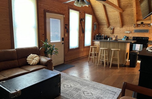 Counce Cabin | Fisherman's Paradise & Family Fun Cabin Just Minutes to PickwickLake & StatePark