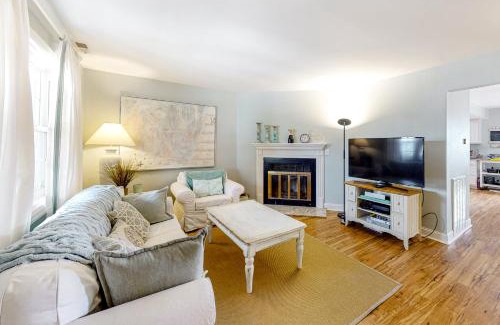 Caine Woods House | Fisherman's Village 16