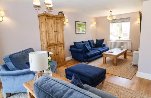 Newton on Derwent House | Fishermans Lodge