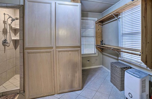 Rockport House | Fisherman’s Paradise: Rockport Home with Patio!