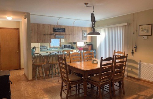 Lorida Cottage | Fisherman’sdream on Lake Istokpoga inHighlands county home of 84 lakes.