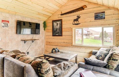 Dubois House | Fishing and Views River Paradise in Dubois!