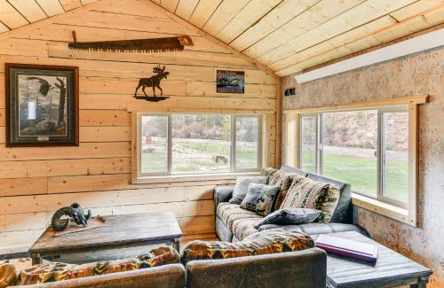 Dubois House | Fishing and Views River Paradise in Dubois!